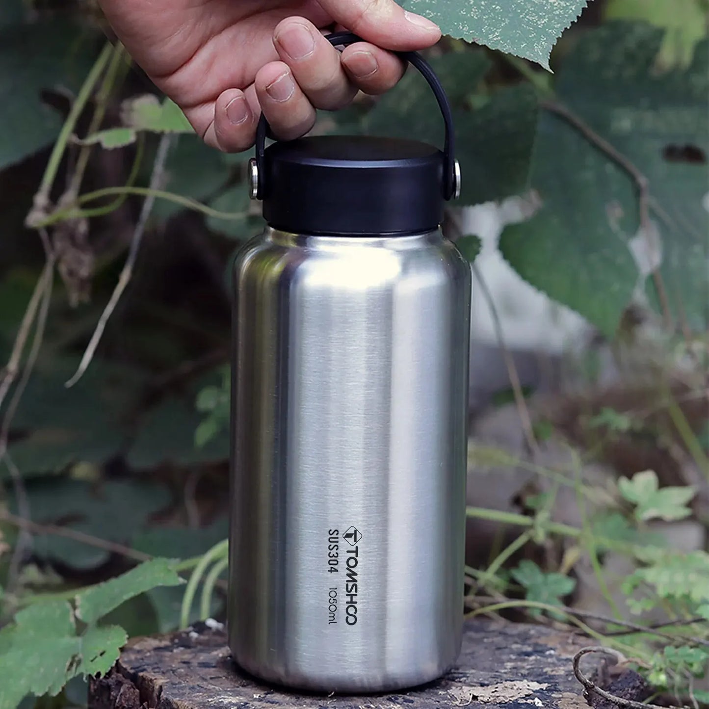 1.05L Stainless Steel Water Bottle Leak Proof  W 750ml Water Cup Hanging Pot for Outdoor Camping