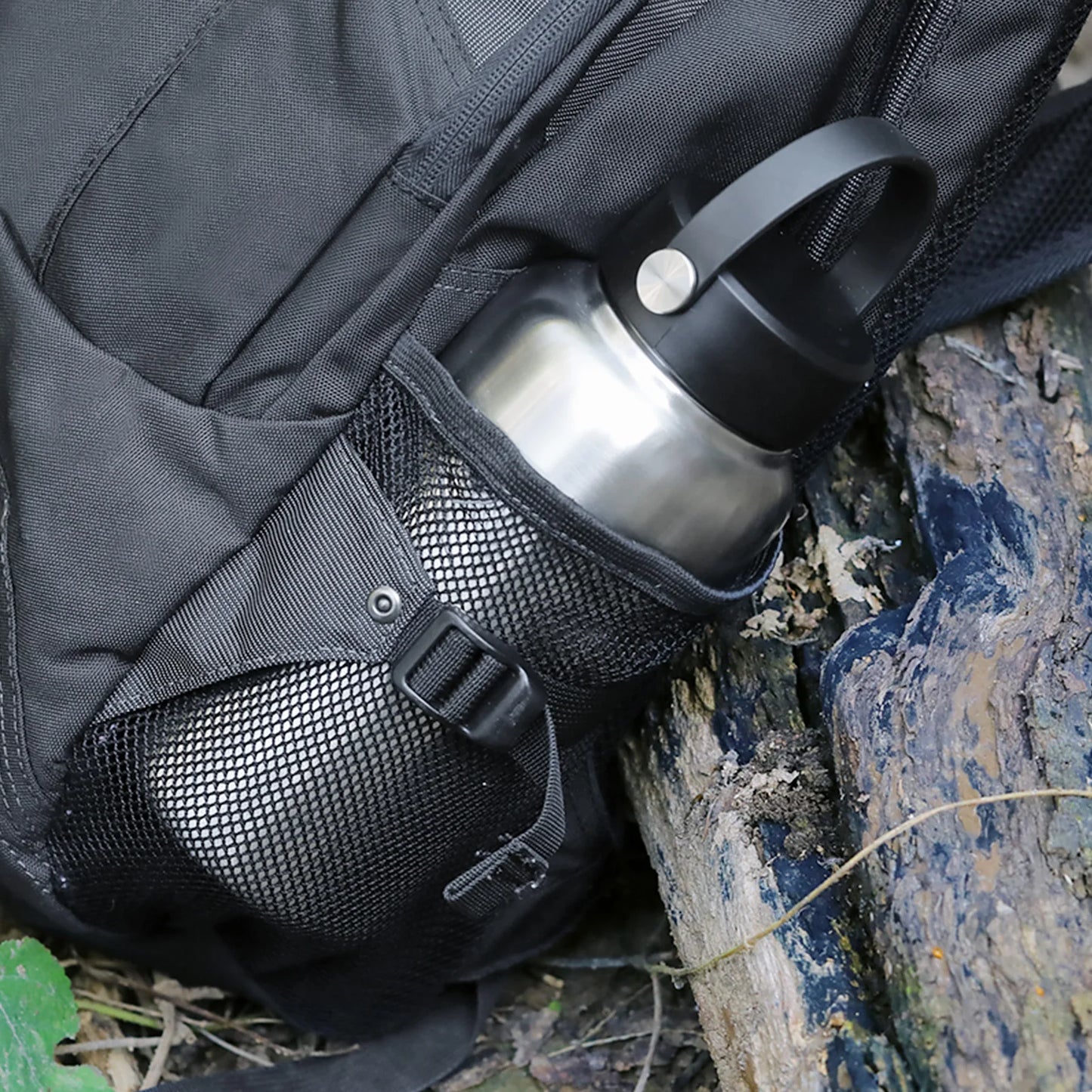 1.05L Stainless Steel Water Bottle Leak Proof  W 750ml Water Cup Hanging Pot for Outdoor Camping